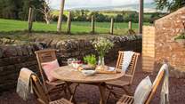 Alfresco dining has never been more magical, with uninterrupted countryside views