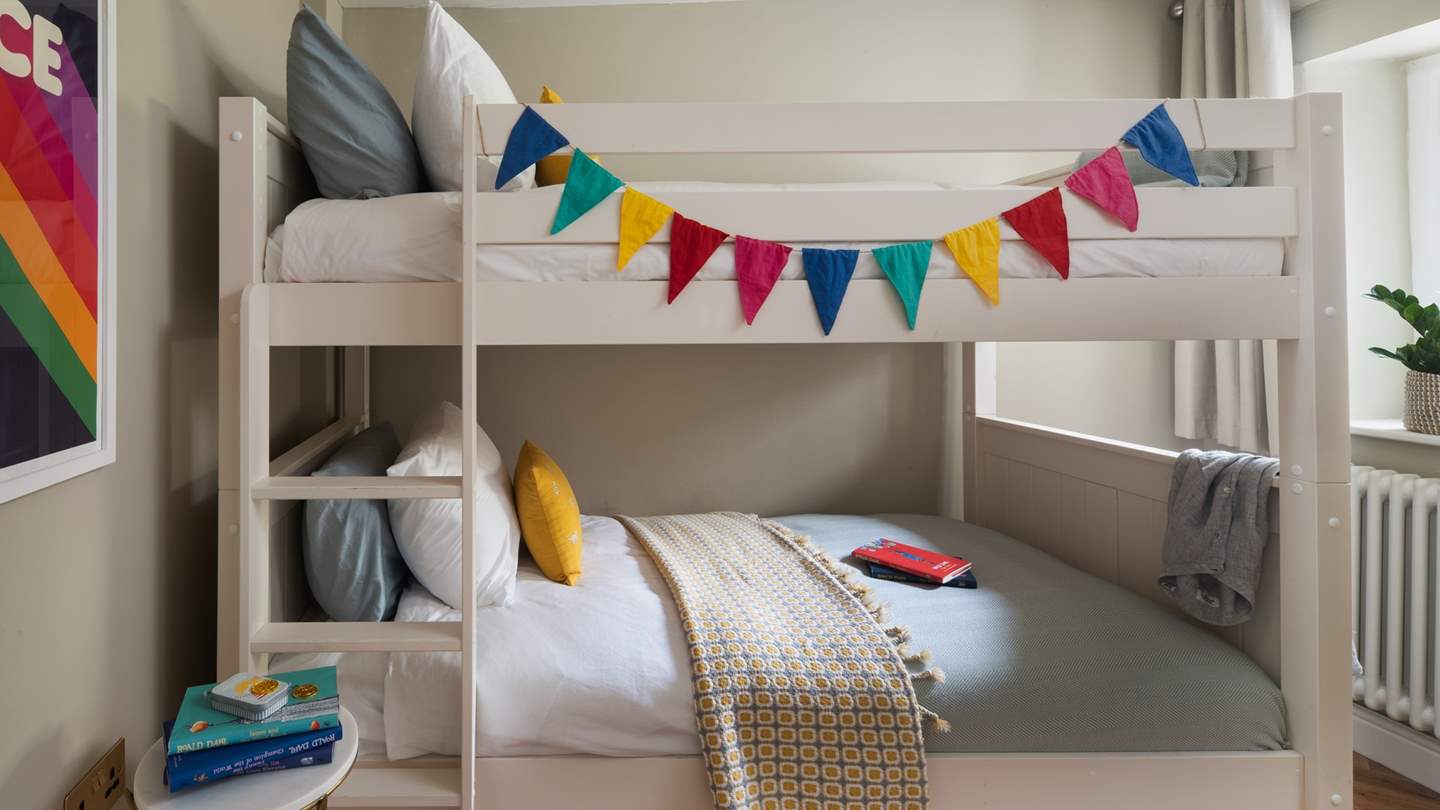 We just adore this bright and cosy nest made for the little ones 