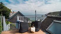 With stunning sea views, this is an idyllic spot to stargaze with the gentle melody of the ocean for company...