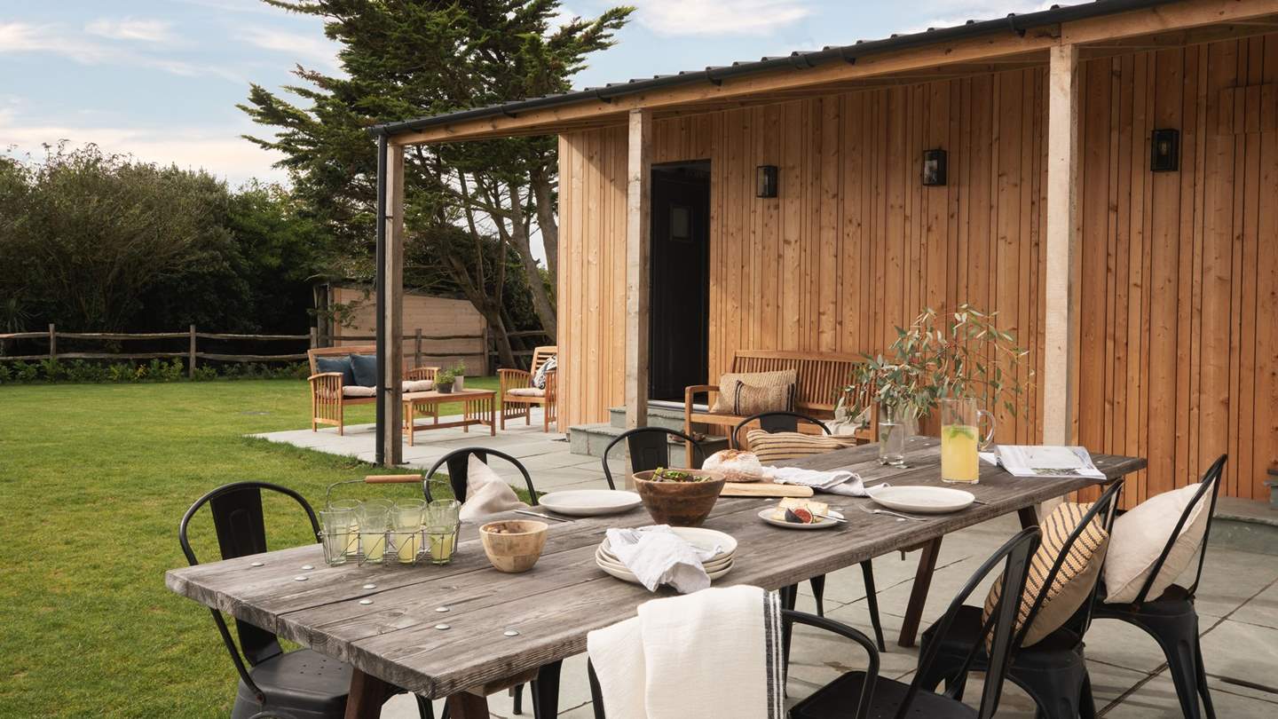 Aurelia is the perfect getaway for families and friends looking to delight in the Cornish sunshine