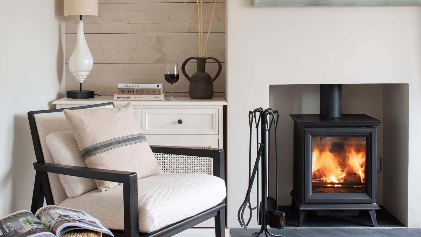 The soothing snug spaces ensure a homely setting to unwind, with a monochromatic approach and a layering of natural textiles 