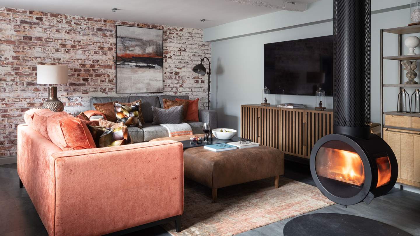 The spacious, yet cosy living room is simply a dream