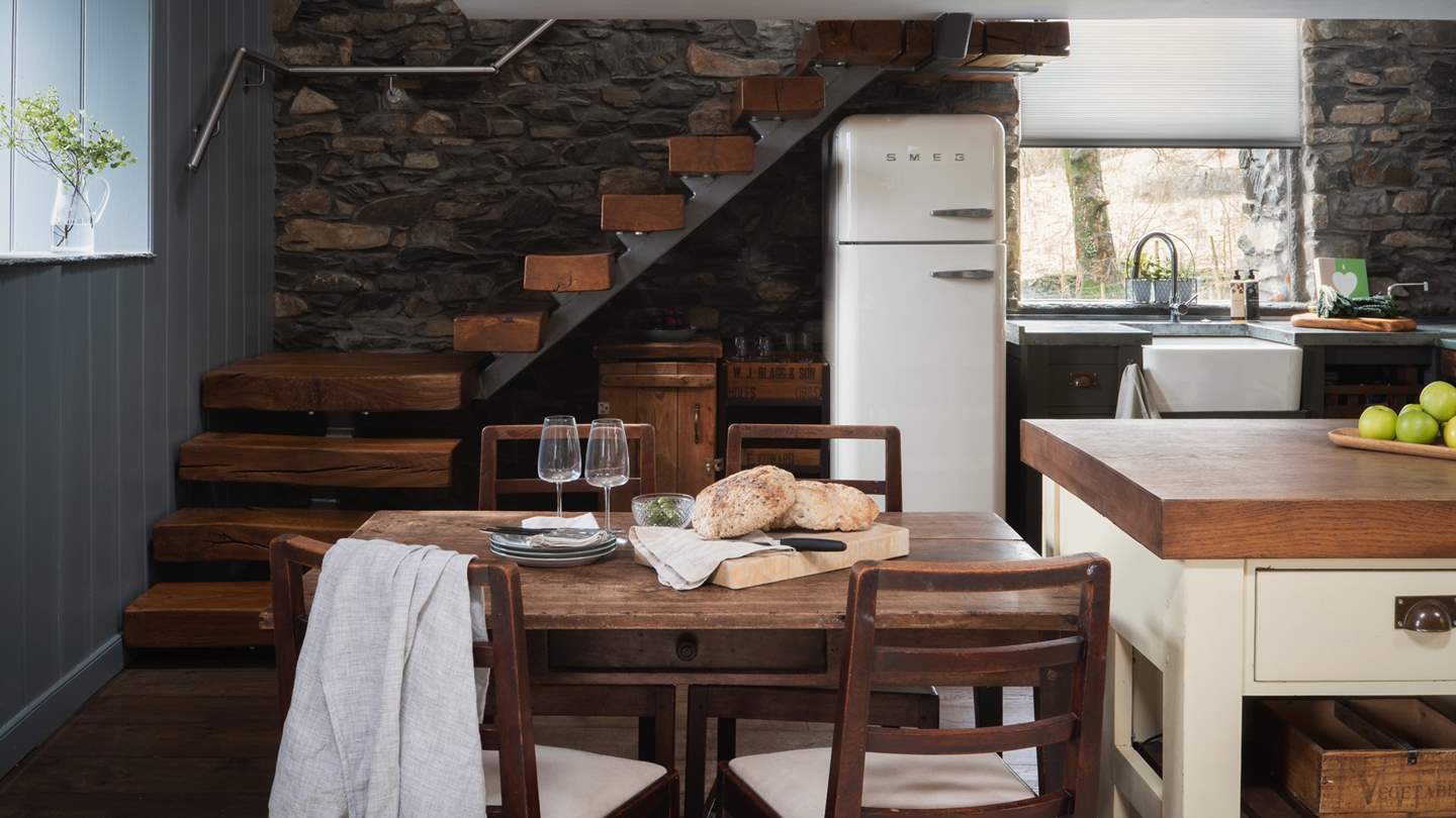 Enjoy leisurely lunches around the table for four while your staycation soundtrack serenades from Bose speakers