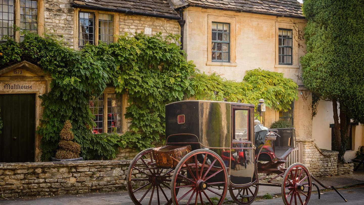 Heavenly moments await at our Cotswold dream...