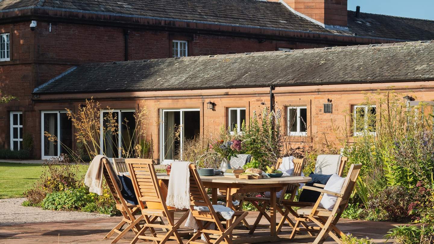 Head outside to uncover an array of seating areas 