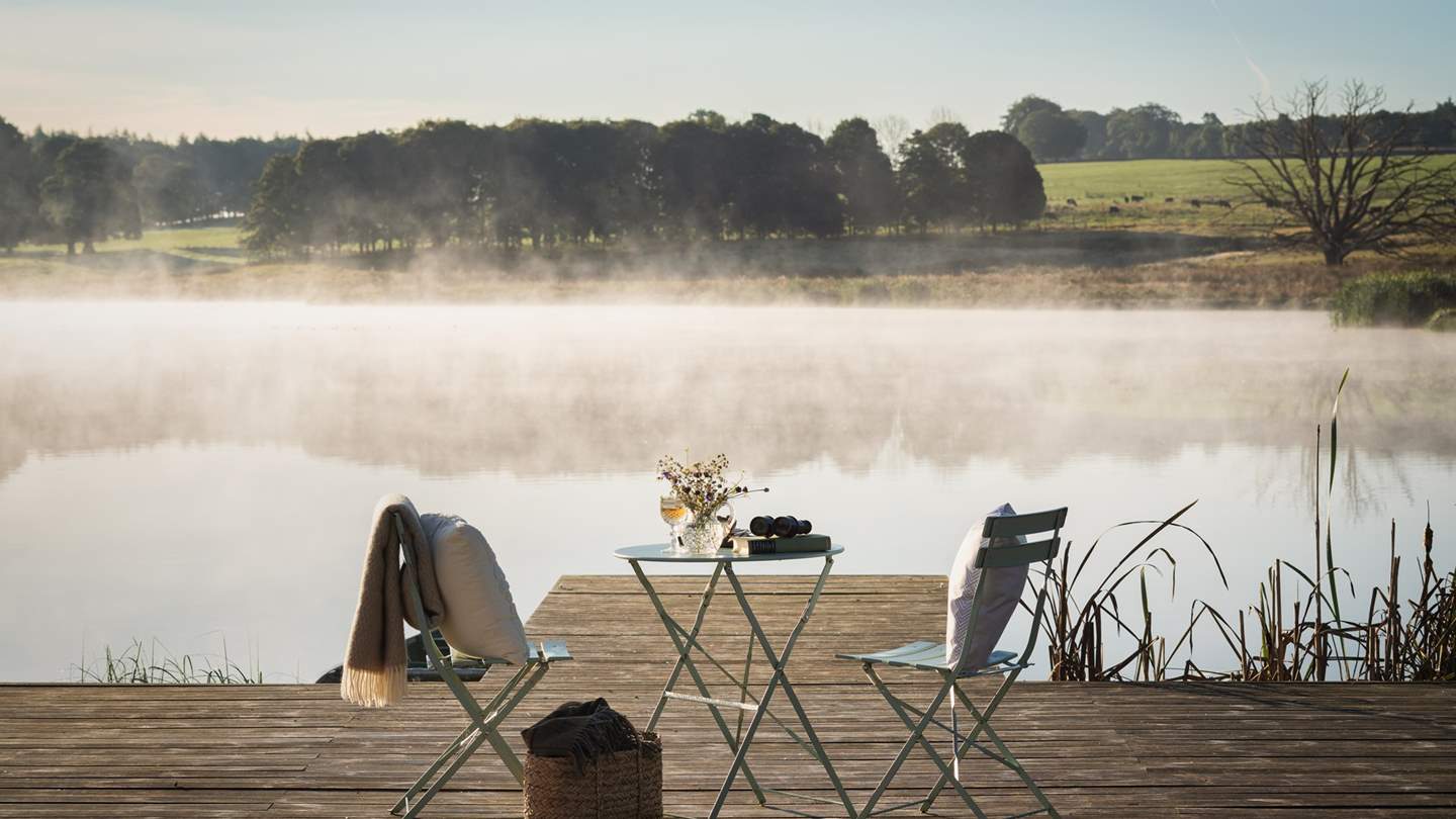 From slow mornings lakeside to relaxed evenings fireside