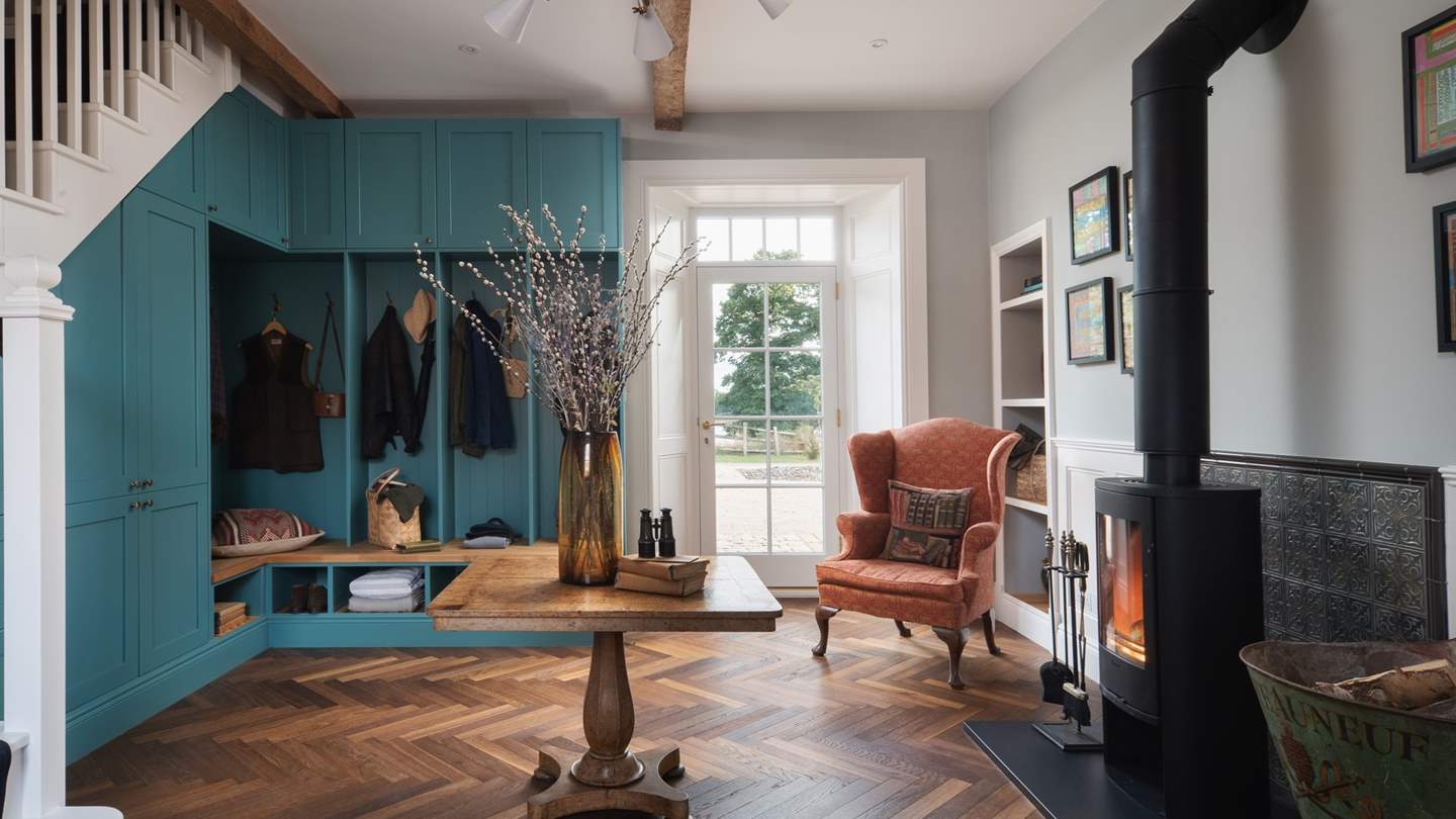 Stepping inside, discover the spacious and welcoming entrance hall 