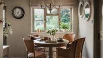 Magical mealtimes with beautiful views over the cute cottage garden 