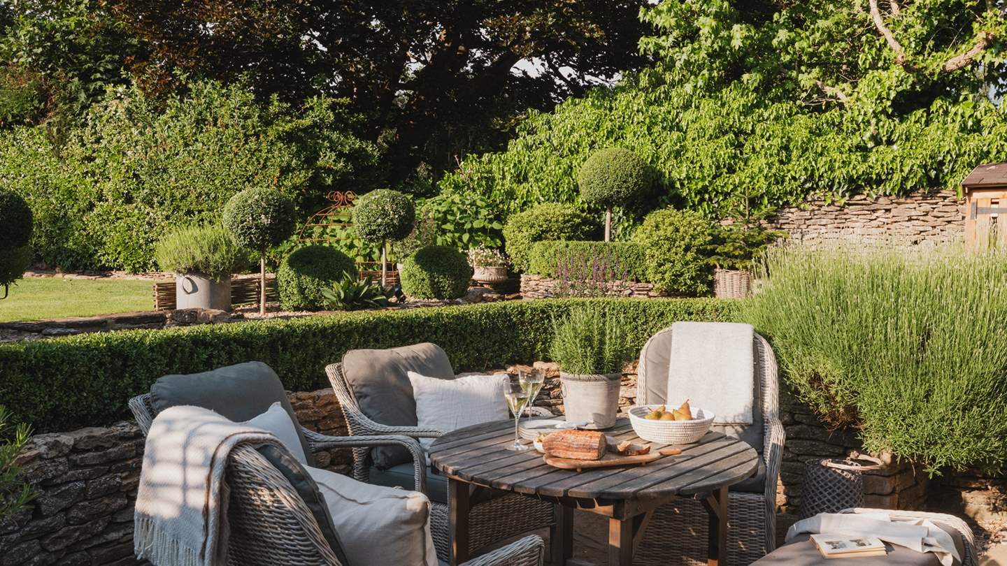 Savour meals alfresco on balmy summer days...