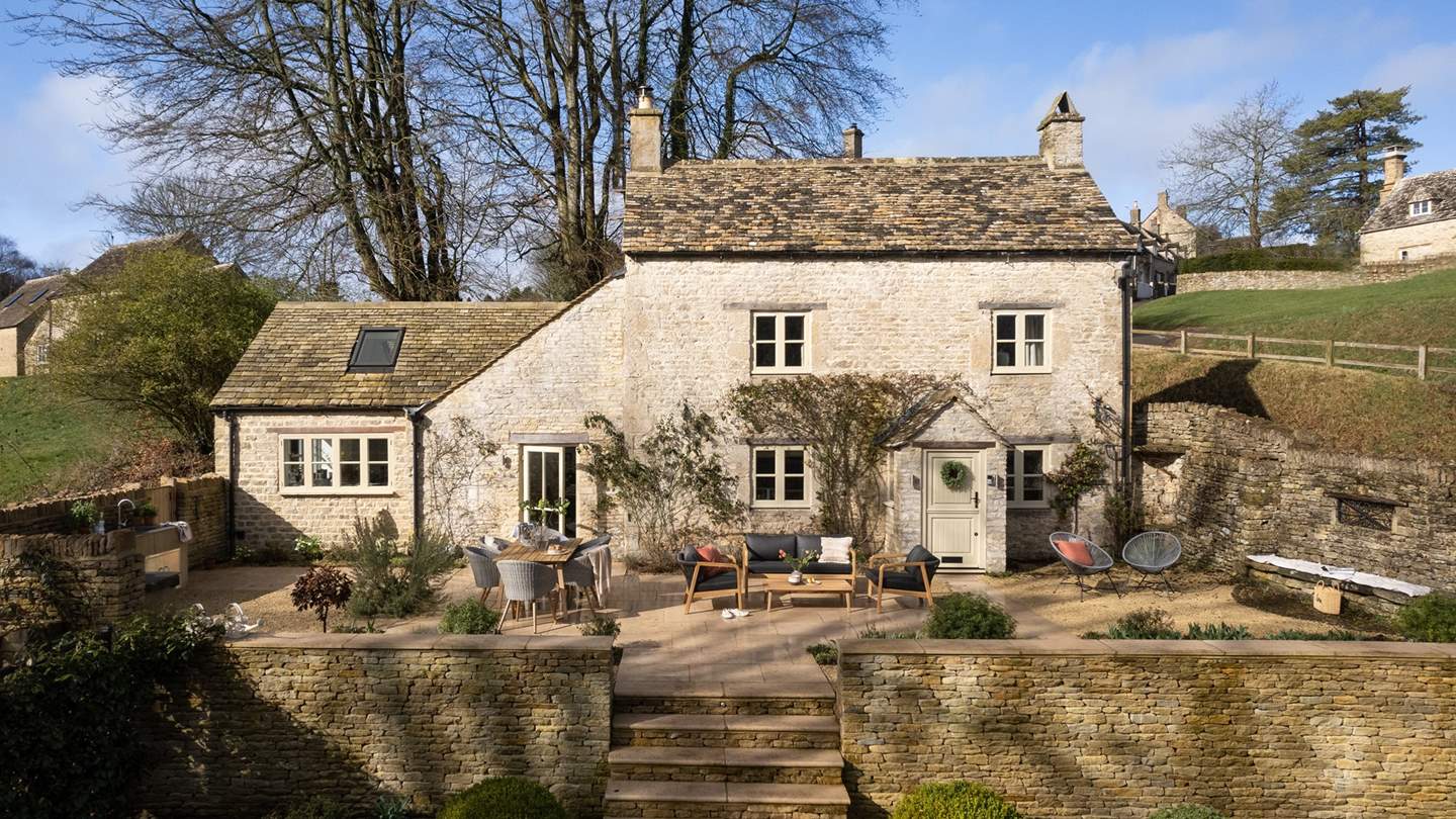 For ultimate indoor-outdoor living, Thimbleberry is a veritable paradise...