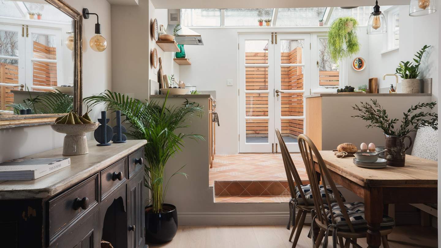 Follow the step to uncover the cosy dining area...