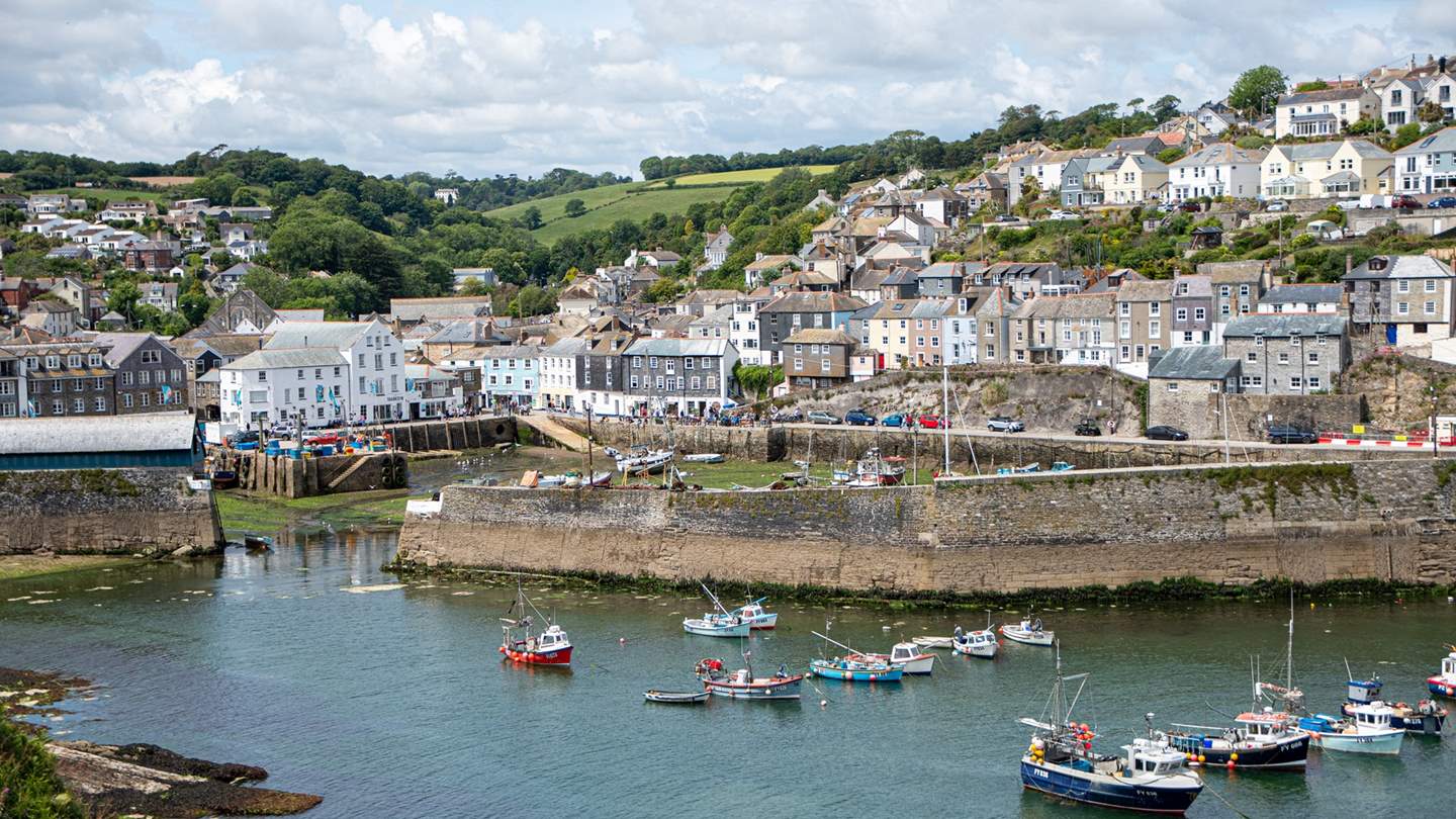To the south, the idyllic waterside village of Mevagissey promises dreamy days full of bobbing boats and harbourside wanders