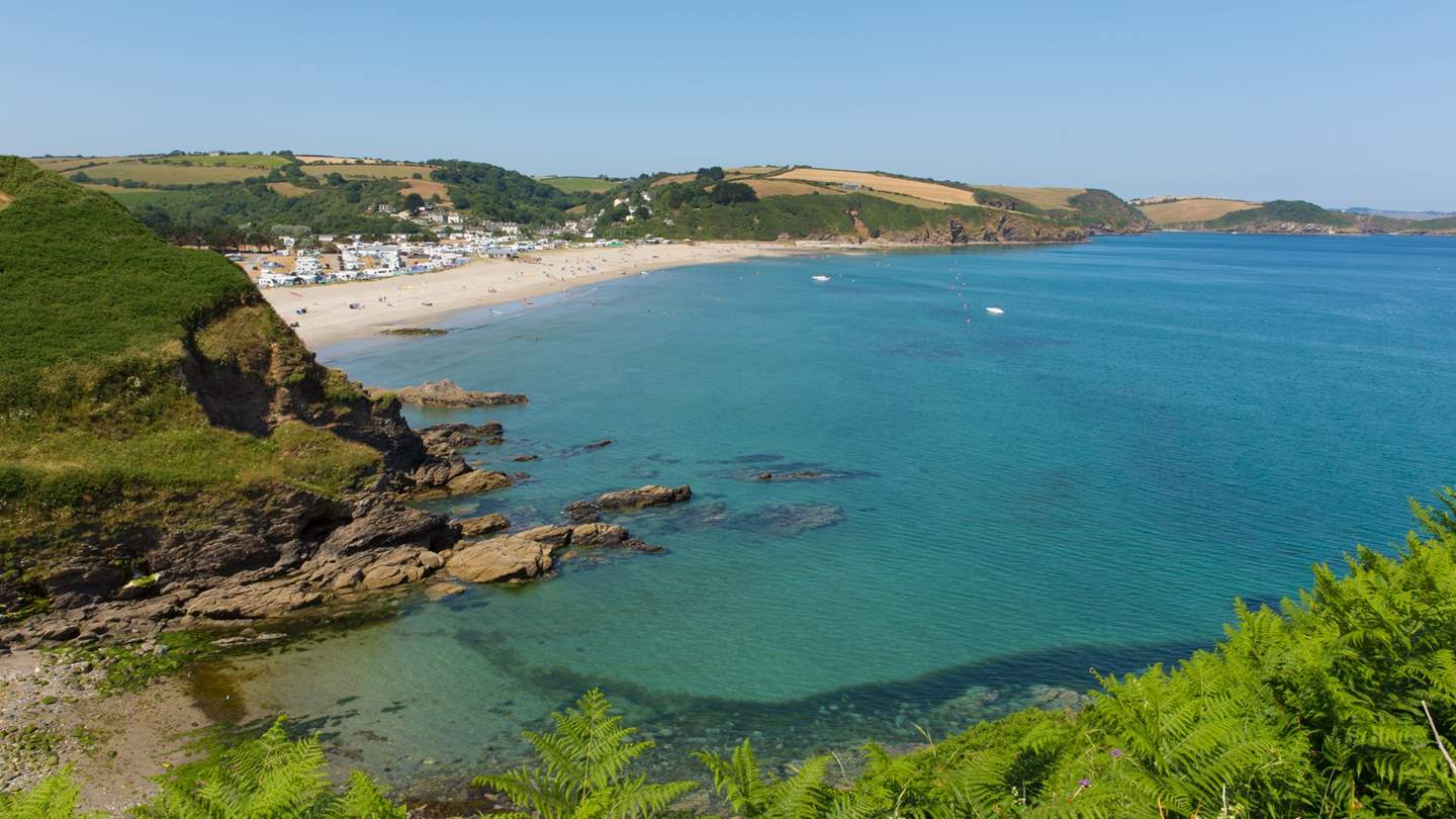 For those seeking a slice of Cornwall’s renowned beaches, Pentewan is just a short drive from Hebaska