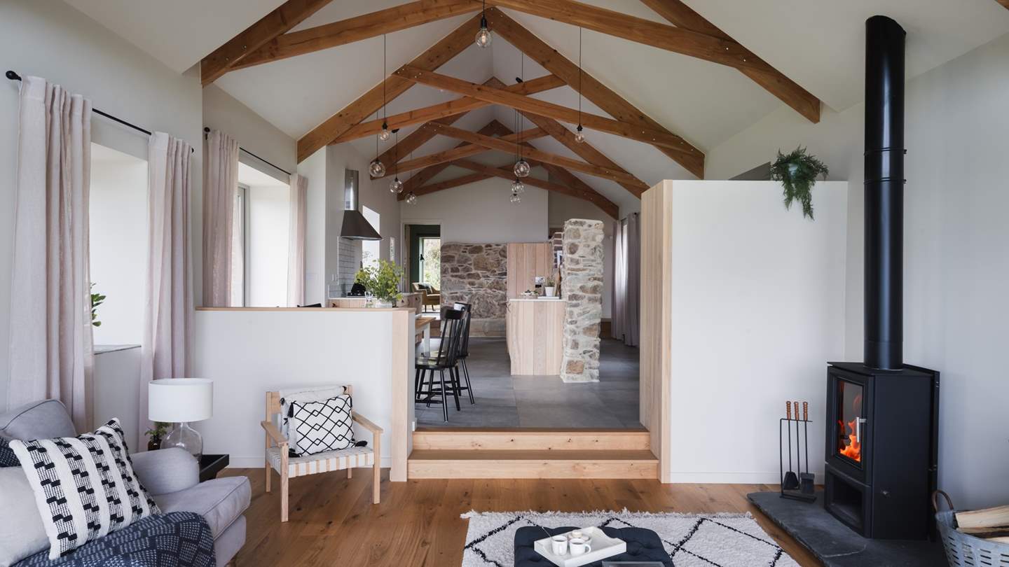 Open plan living at its finest, Hebaska enjoys an easy flow between the living, dining and kitchen areas