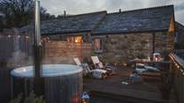 Savour late night dips in the wood-fired hot tub, watching stars dot the night sky...