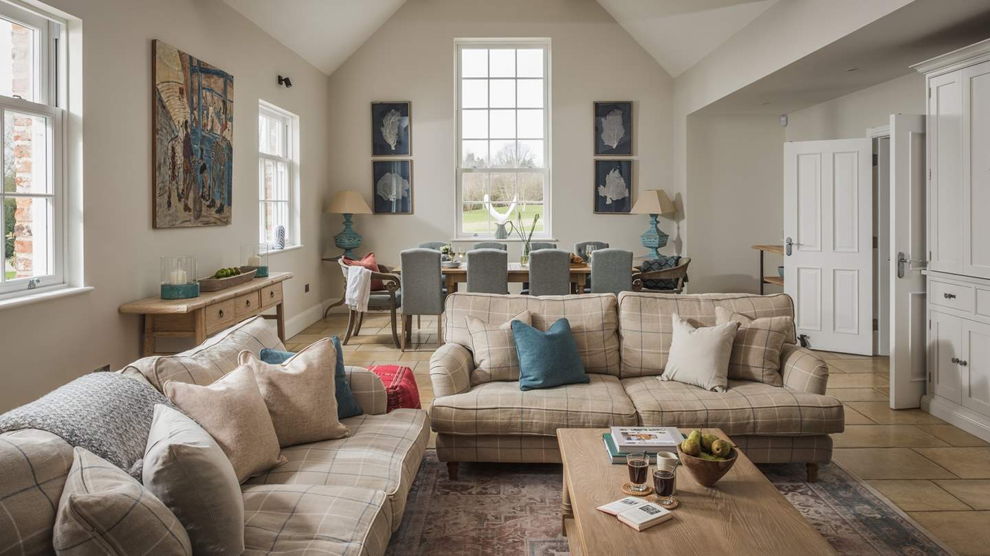 The most perfect homestay for families and friends, Alderbrook House encompasses a stunning array of rooms for gathering over food and fizz