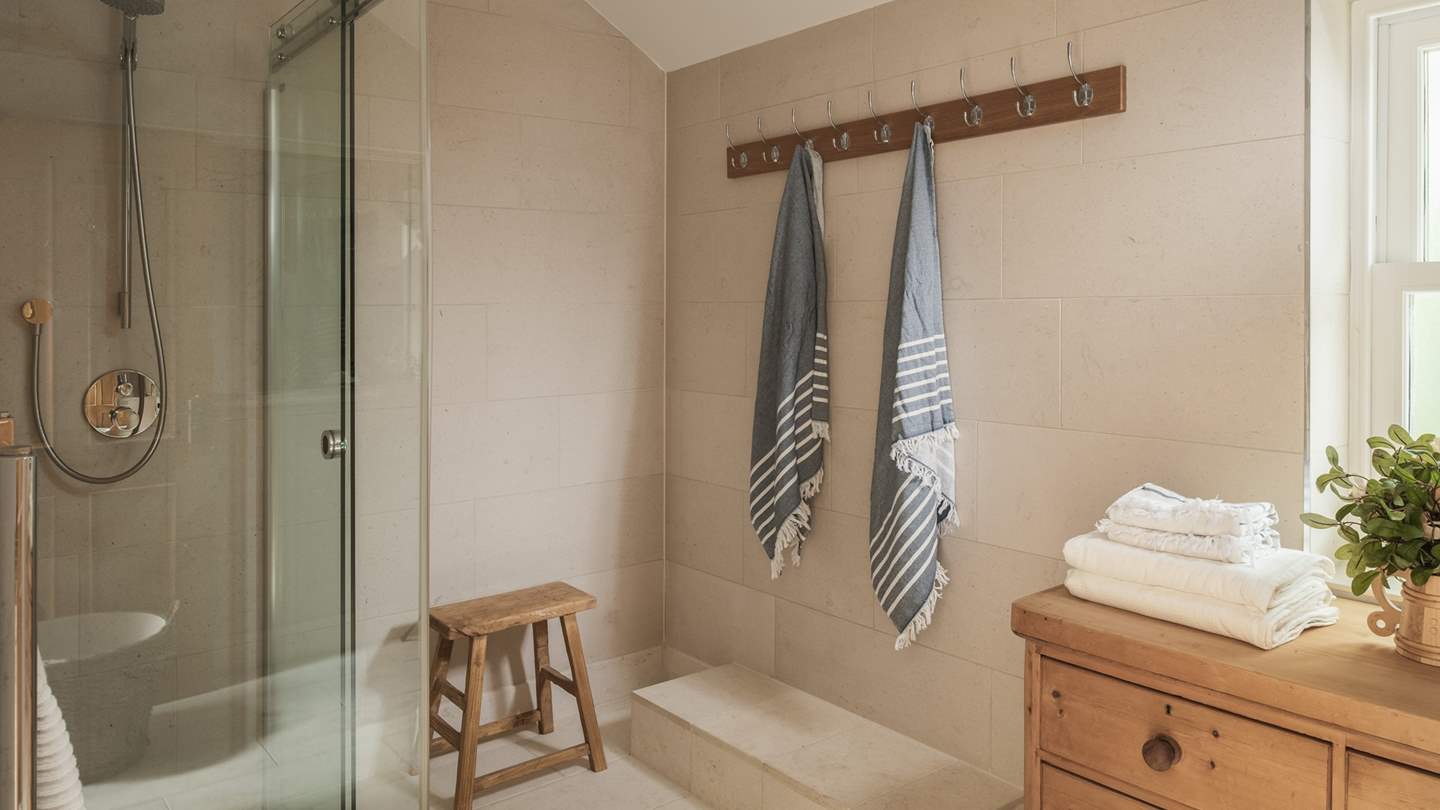 Open year-round, this irresistible space appeals to all generations, and comes with a his-and-hers shower and changing rooms for convenience