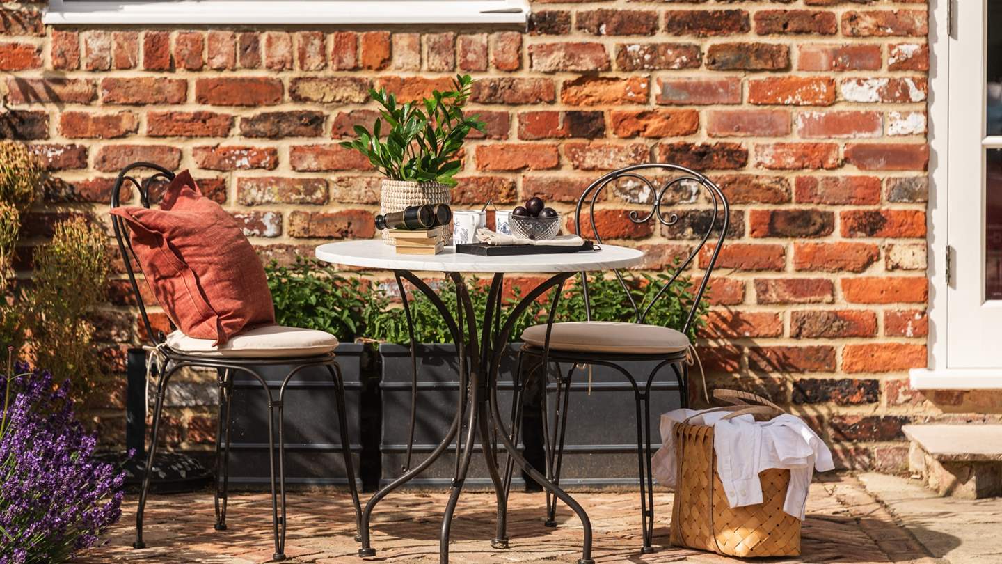 Set in a magnificent Area of Outstanding Natural Beauty, Arboretum is perfectly placed for exploring