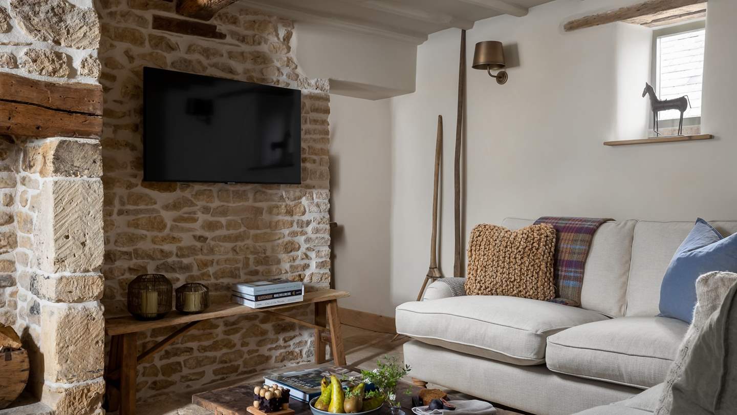 Each Smart TV at Honeysuckle comes with a multitude of streaming services...