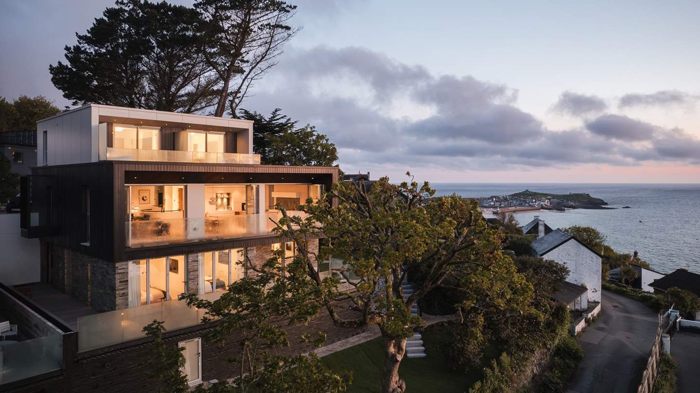Perched high above St Ives Bay on Porthminster Point, our coastal inspired haven is a contemporary reverie promising the best of indoor-outdoor living