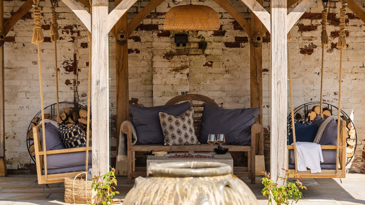 This space is simply stunning whether sun-soaked at golden hour or illuminated by night... 