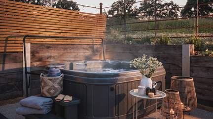 Savour midnight soaks in the bubbling hot tub, reposing in true Boutique style...