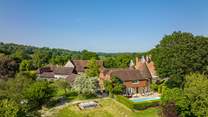 Surrounded by Kent’s exquisite countryside, Great Budds Oast promises a myriad of outside spaces to enjoy