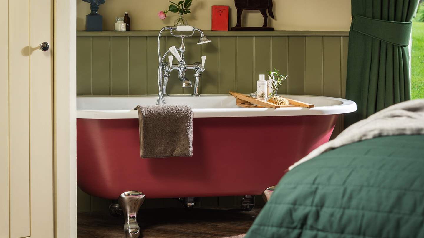 The rolltop bath promises indulgent relaxation and soothing soaks...