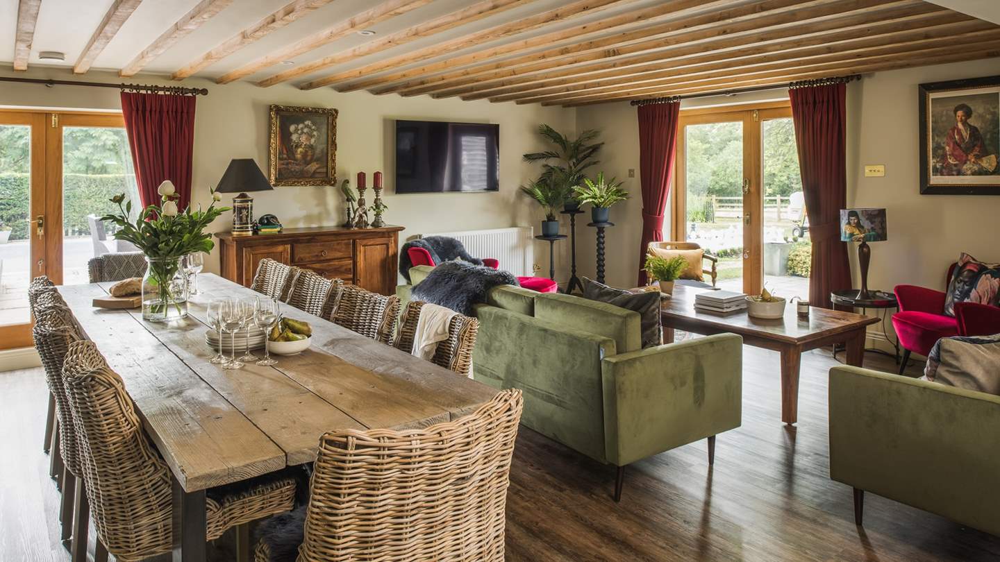 Spend your days winding down peaceful country lanes before falling into a fairytale homestay, complete with crawling vines and storybook charm