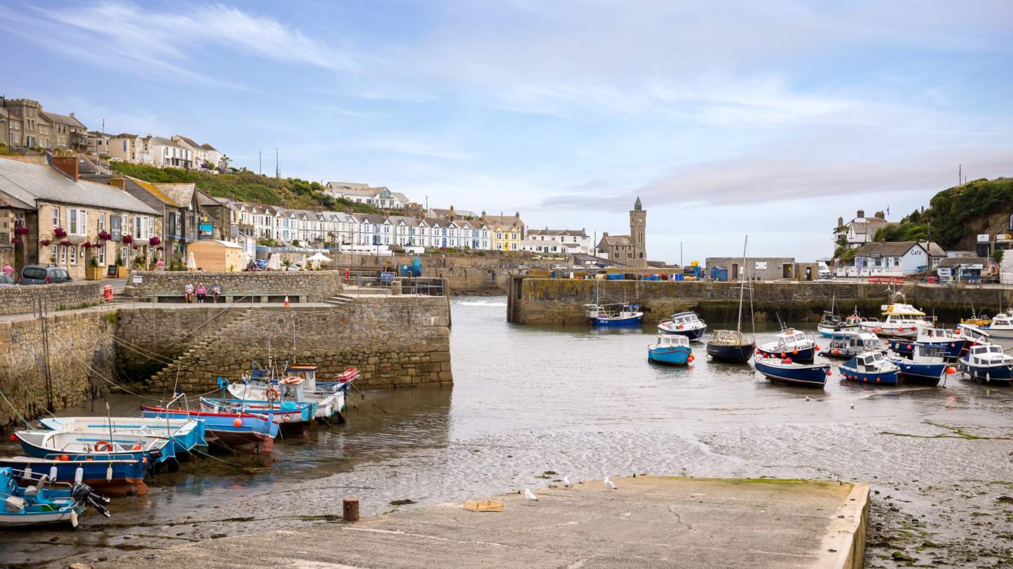 Enjoy boutique luxury at Minnadhu - Porthleven.