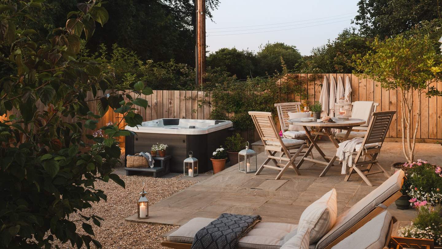 For total relaxation, the star of the show can be found in the Aspen Tao hot tub; a stunning location under open skies

