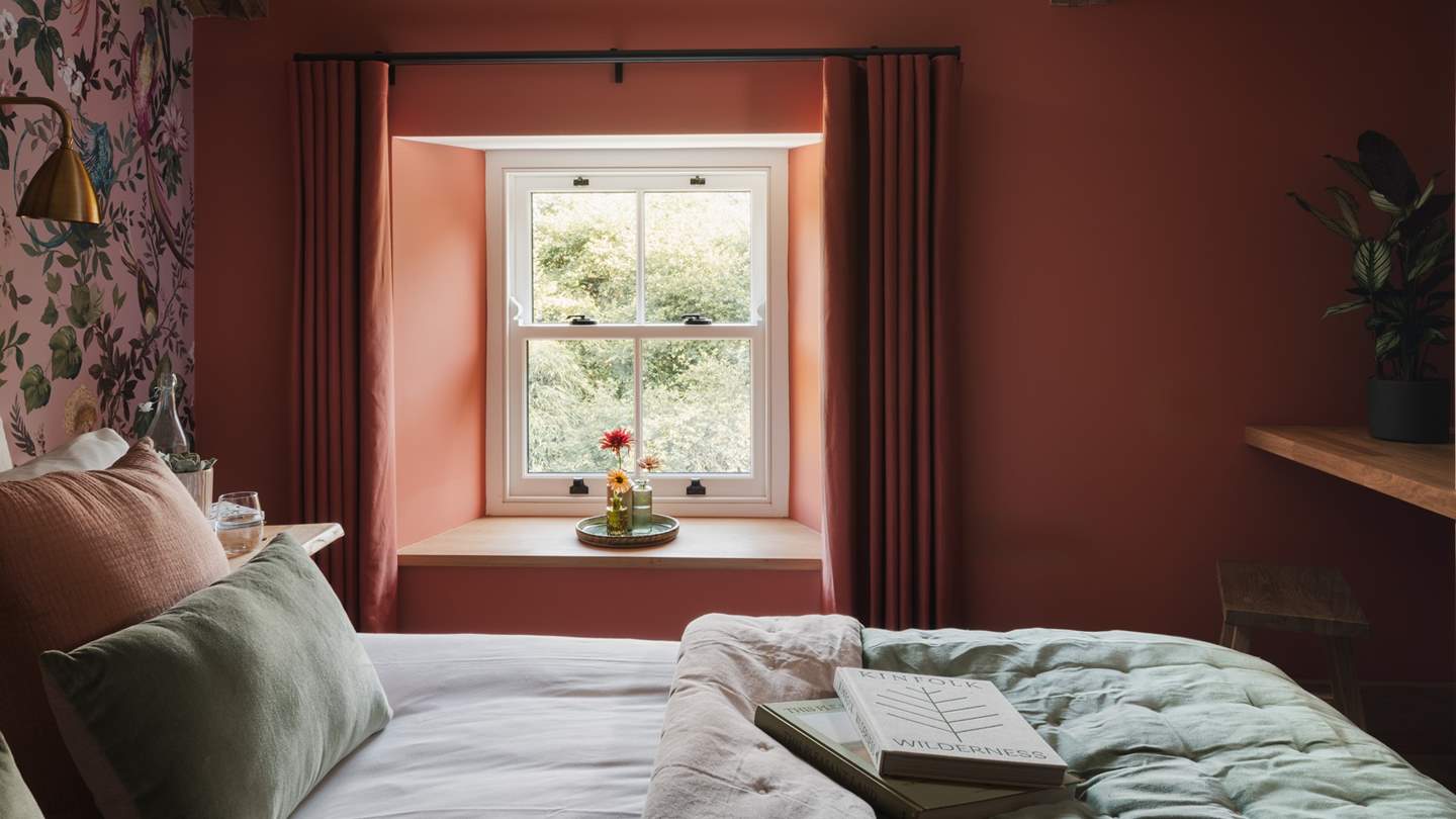 Transporting you to a realm of romance with an Oriental-inspired Chinoserie feature wall, a king-sized bed rests centre whist a charming window seat is the cosiest of coffee spots