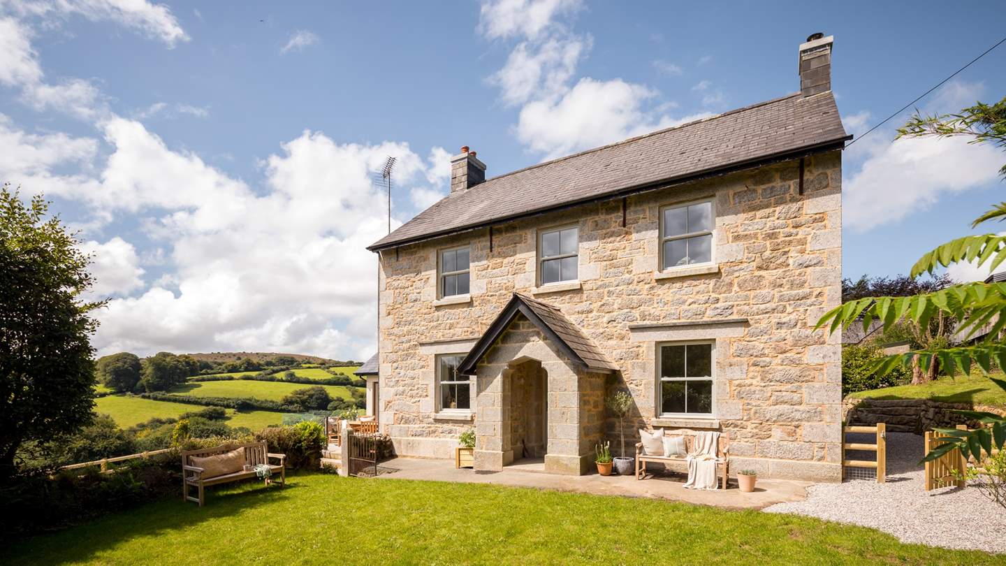 Relax on the wooden benches and enjoy a moment of solitude in the Cornish countryside