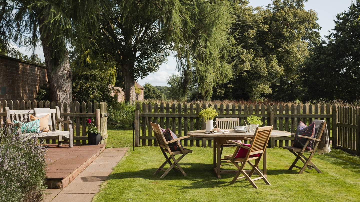 Settled only moments from the River Eden, the North Pennines AONB and a short drive from the Lake District