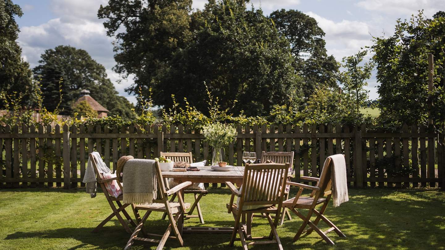 Sala's garden is perfectly enclosed for canine companions to explore
