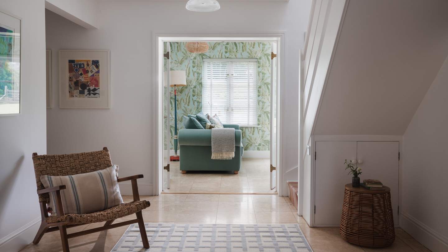 This heavenly home for up to ten guests lends itself perfectly to year-round retreats with family and friends