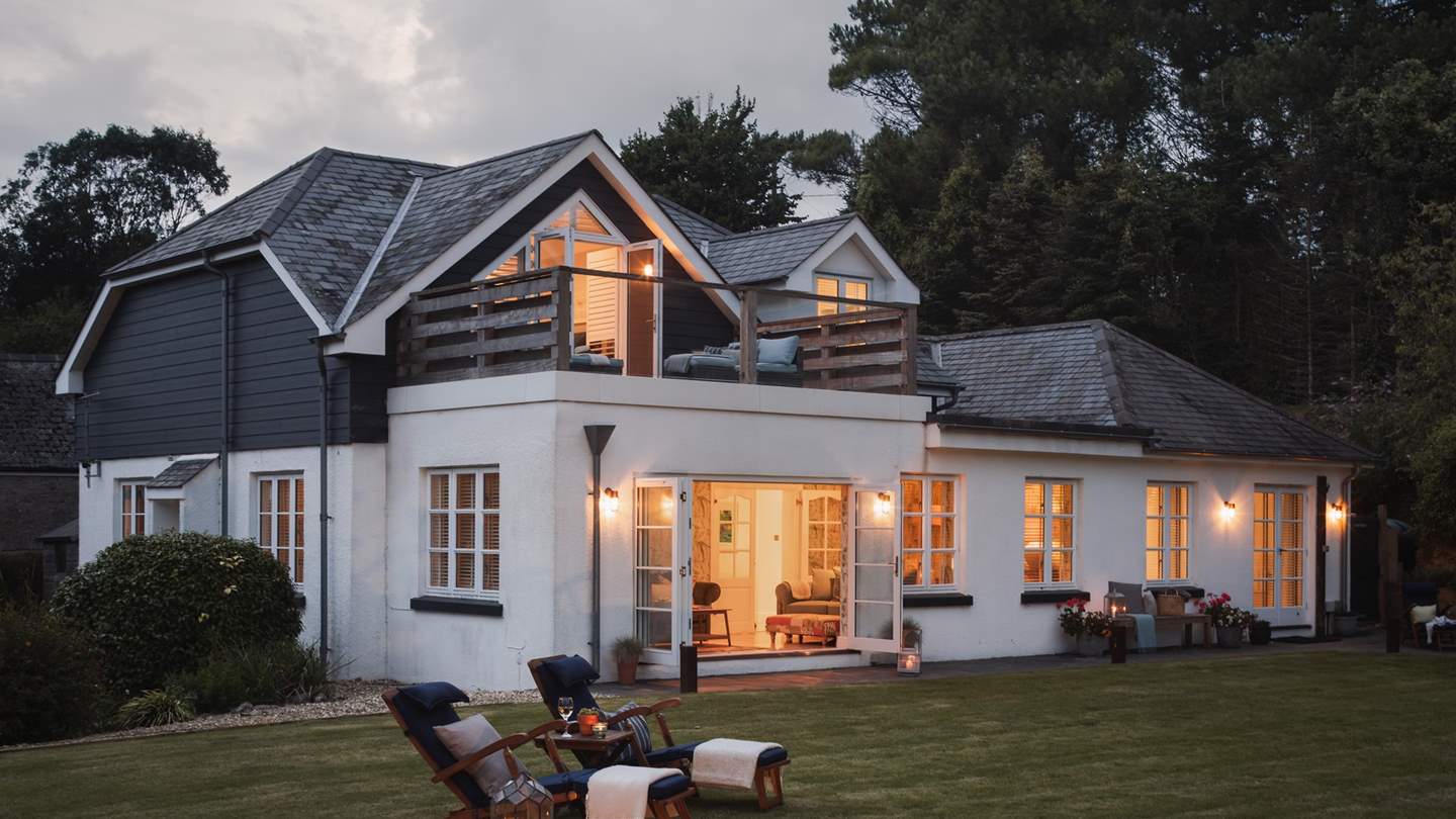 Our stunning retreat resides in halcyon perfection in South Devon for the dreamiest sojourns