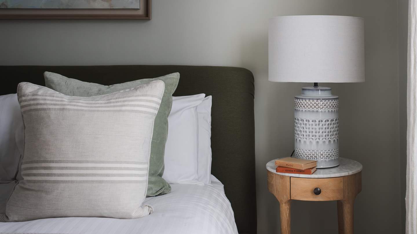 Peaceful slumbers await in this king size bed, cloaked in the highest quality fabrics 