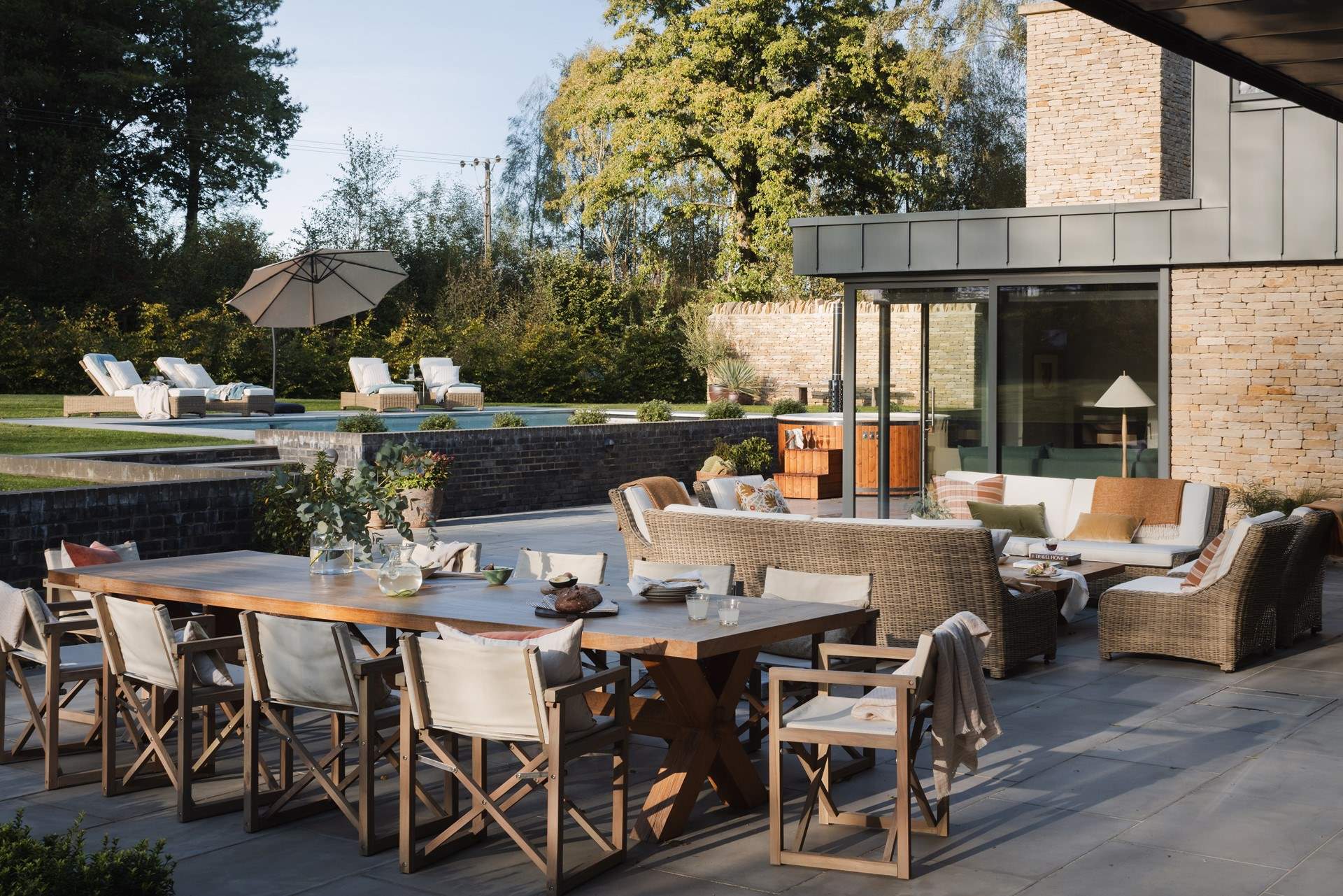 Unforgettable luxury gatherings await for eight in the Cotswolds...