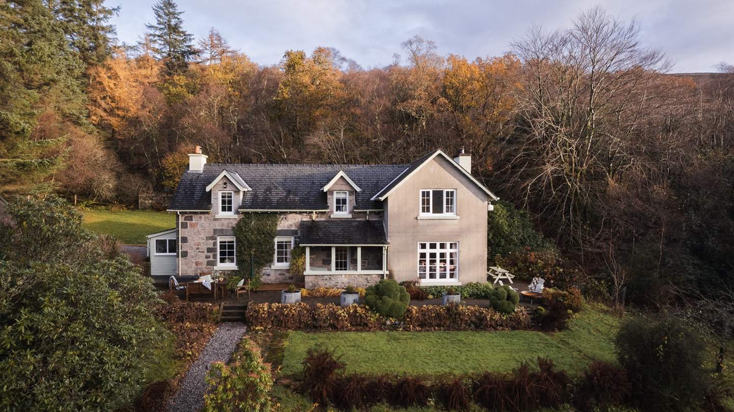 A heavenly homestay for escaping the ordinary and fleeing reality in style...
