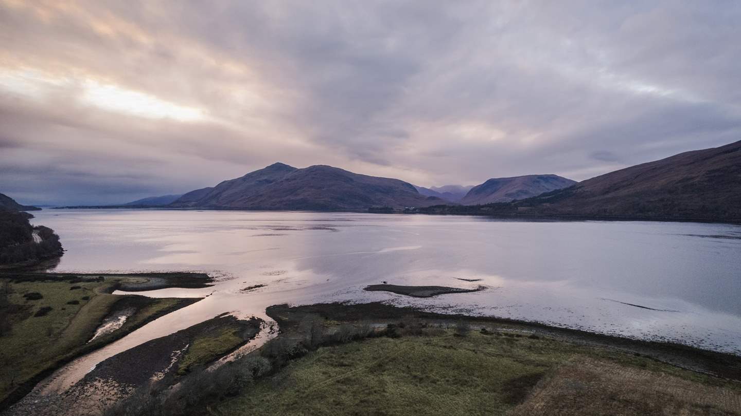 Uncover our heavenly homestay, Druimarbin Farmhouse...