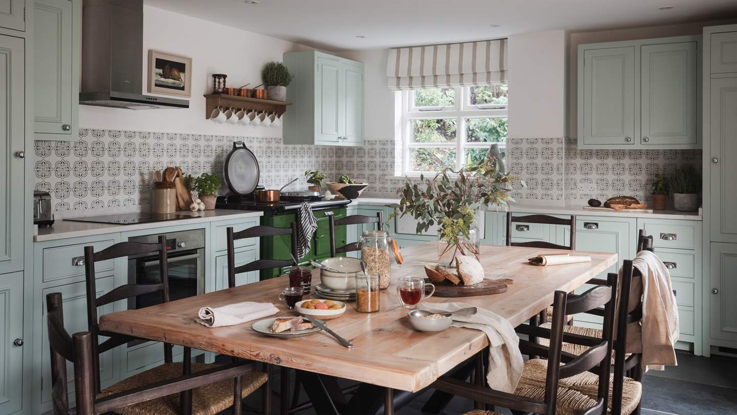 Enjoy memorable get-togethers with a backdrop of the river and the soundtrack of lapping water