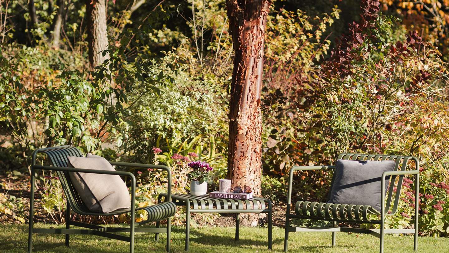 A blissful spot to while away the morning with a freshly brewed beverage... 