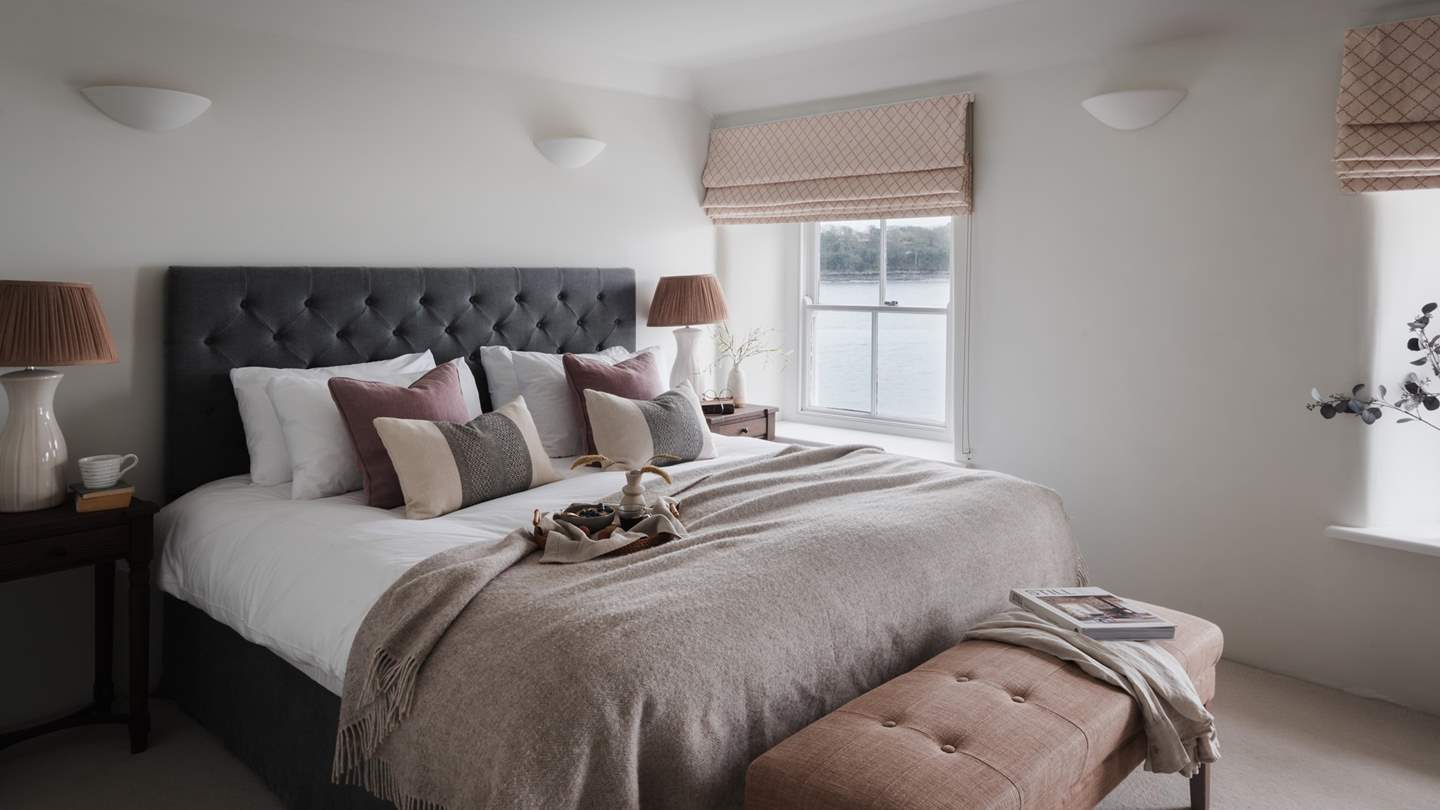 Seven’s first bedroom brings dreams to life with spellbinding views over the Percuil River and the open sea