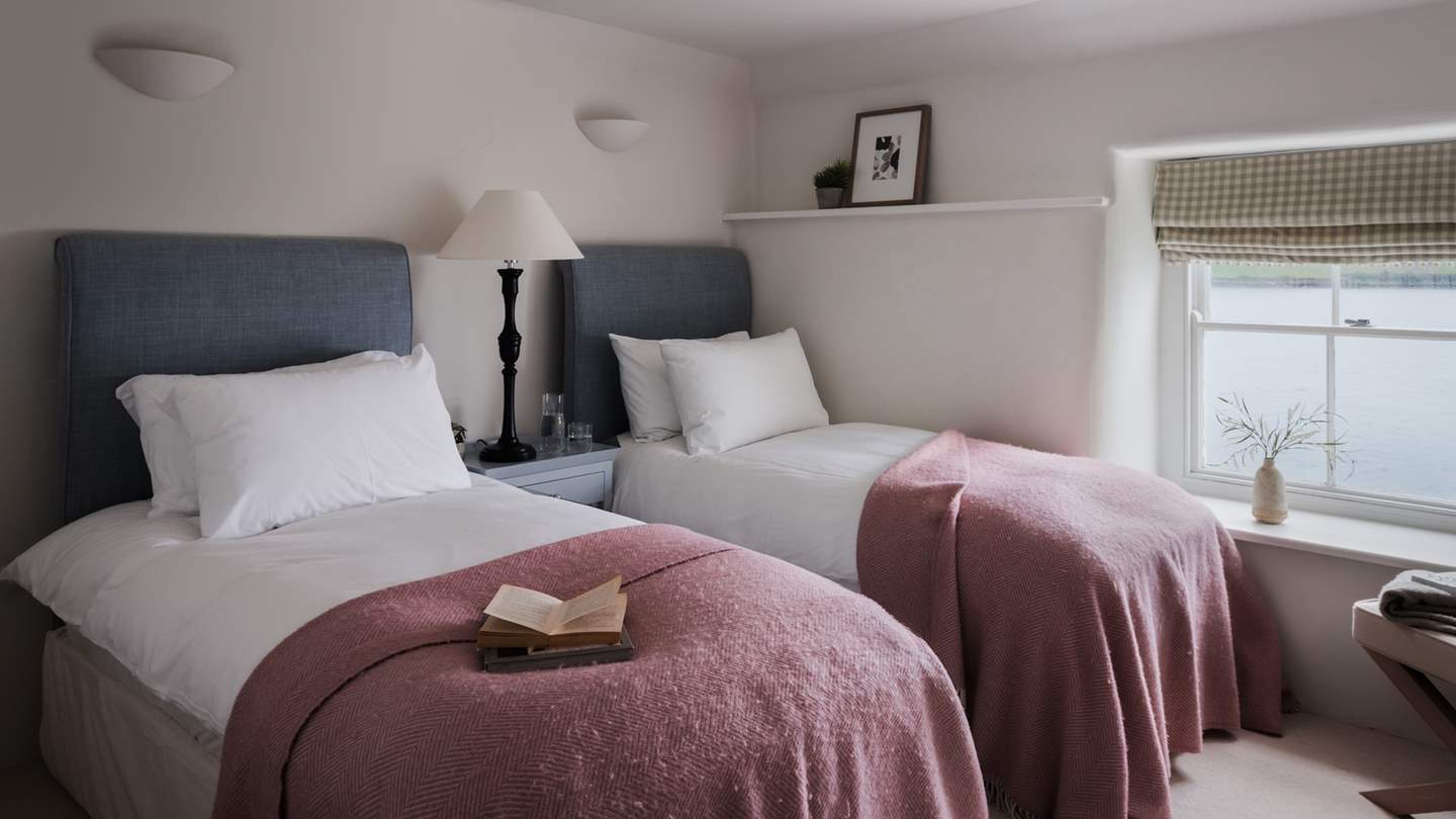 An idyllic sanctuary for children or friends, Seven’s fourth bedroom is a fabulous twin room 