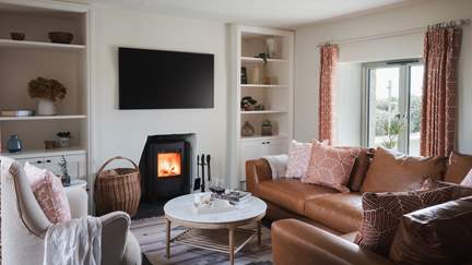 A stunning homestay for four, the beautiful Trevear New Cottage tempts for a truly tranquil retreat