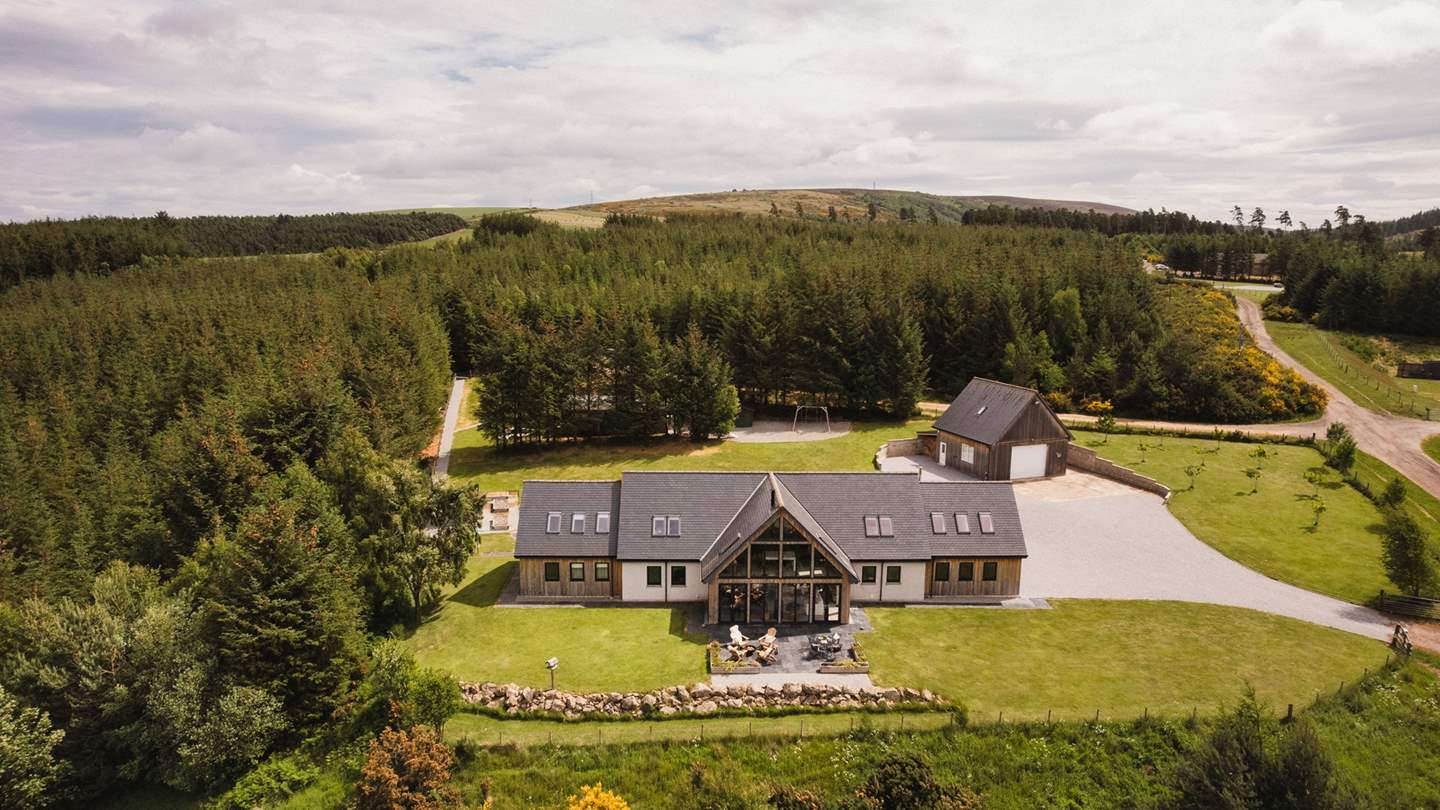 For the seekers of Scottish escapism, contemporary living meets Highland magic at our hidden eco homestay