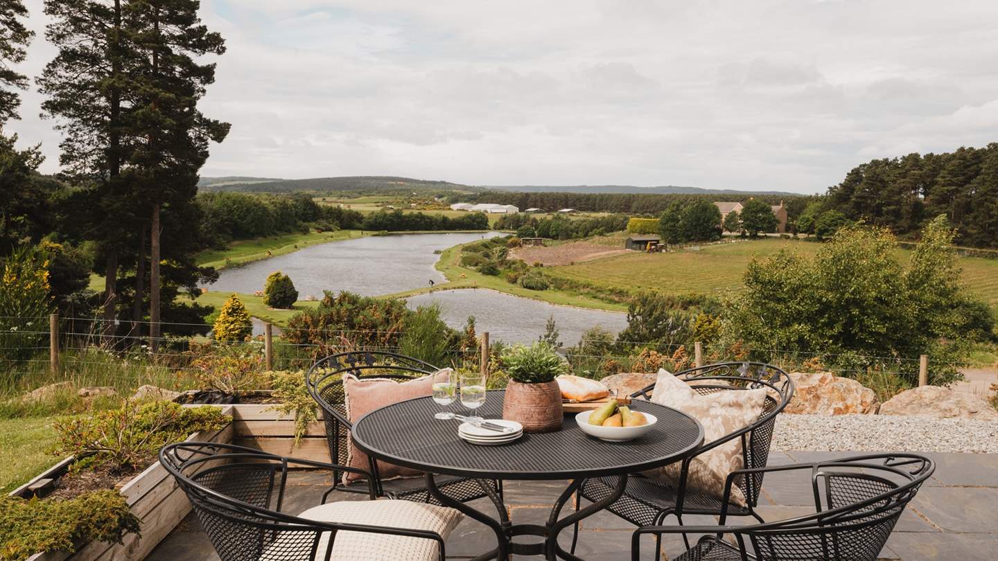 Enveloped by enchanting pine forest in Moray, the heart of Whisky Country our heavenly retreat 