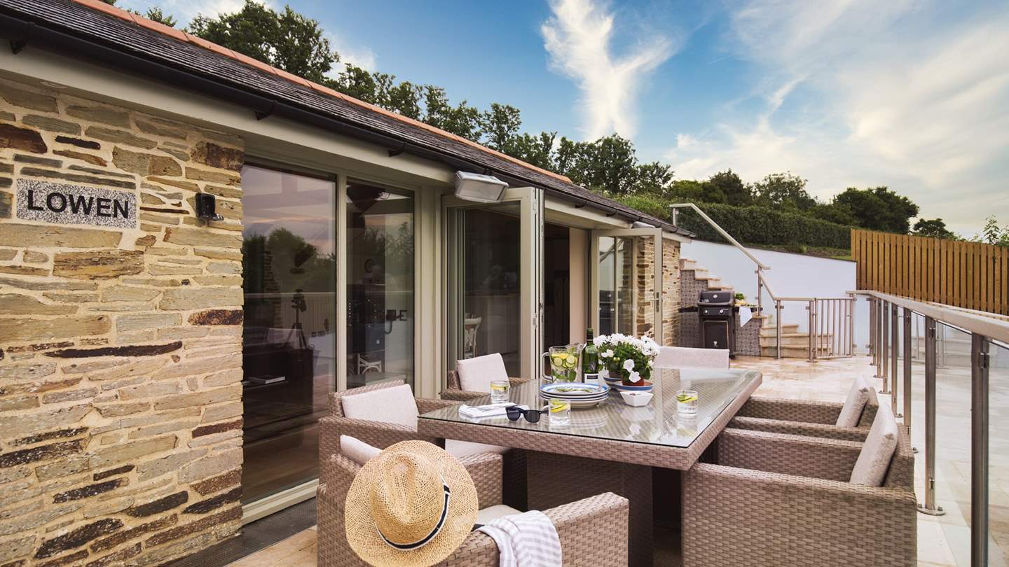 Enjoy meals alfresco, gazing at the breath-taking views before you