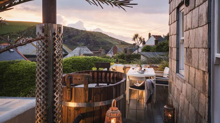 Maren - Sleeps 4 + cot - Port Isaac